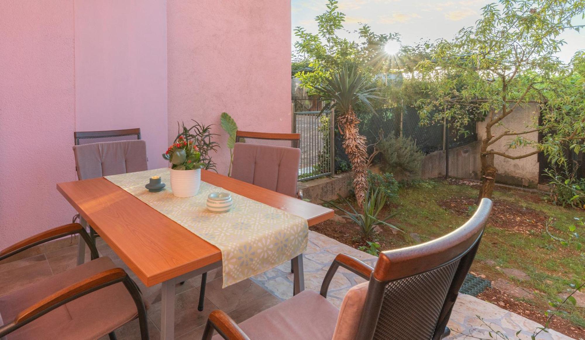 Sunny Apartment Valbandon 法扎纳 外观 照片