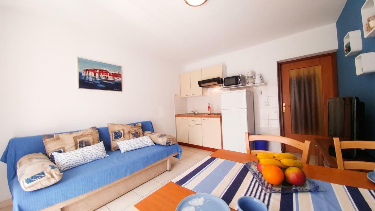 Sunny Apartment Valbandon 法扎纳 外观 照片